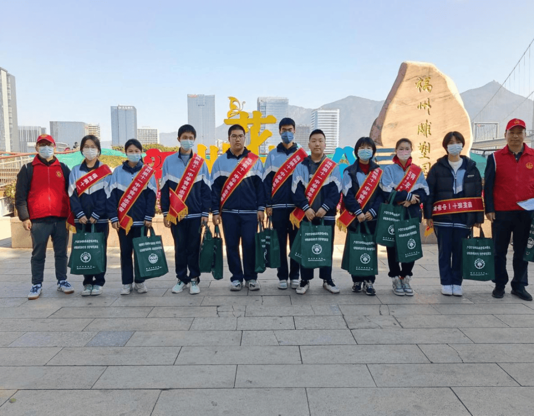 ——记市林业局国有林场管理处副主任李建辉凯时尊龙【近邻党建】近邻党建中的志愿先锋(图3)
